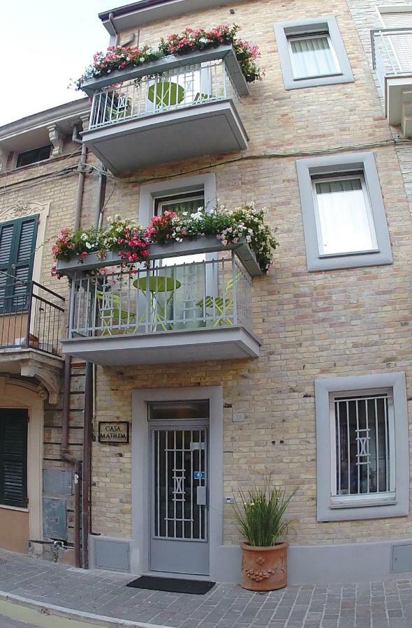 Casa Matilda Hotell Porto SantʼElpidio Eksteriør bilde